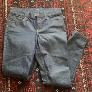 Mott + Bow FEMININE Boyfriend Jeans